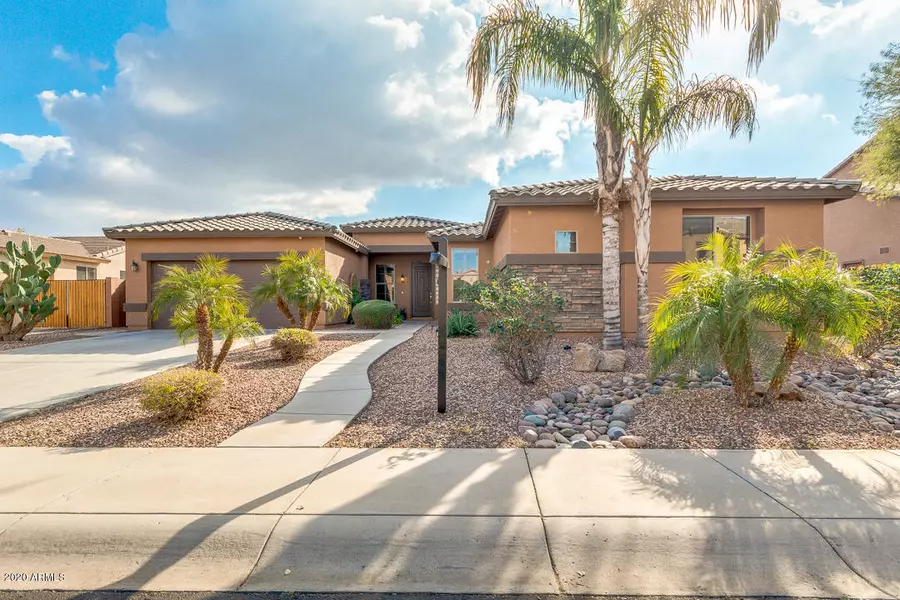 3135 E MEAD Drive, Chandler, AZ 85249