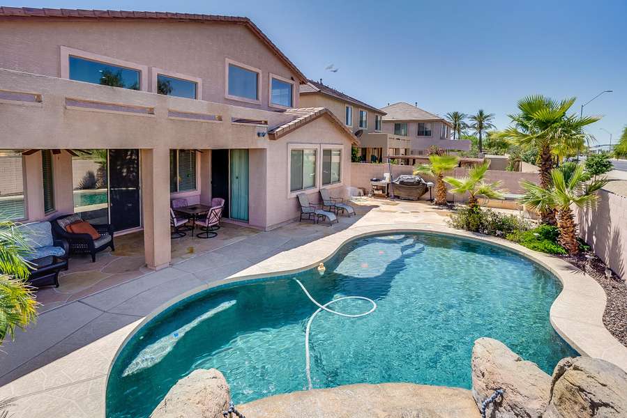 13658 W CARIBBEAN Lane, Surprise, AZ 85379