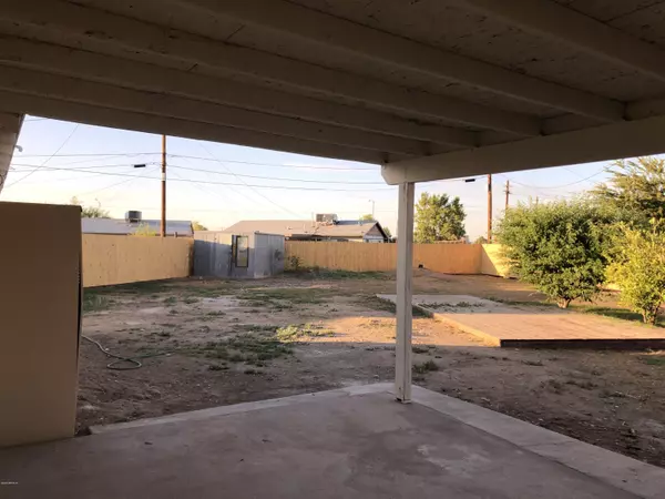 Phoenix, AZ 85007,1617 S 15TH Drive