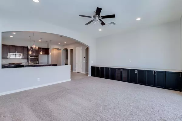 Chandler, AZ 85249,232 E CRESCENT Place