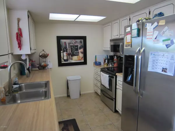 Sun City West, AZ 85375,12935 W CRYSTAL LAKE Drive