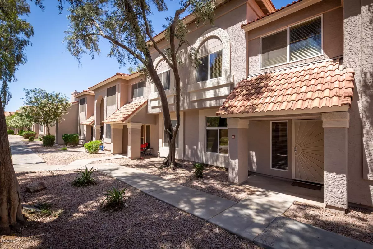 Chandler, AZ 85226,500 N ROOSEVELT Avenue #65