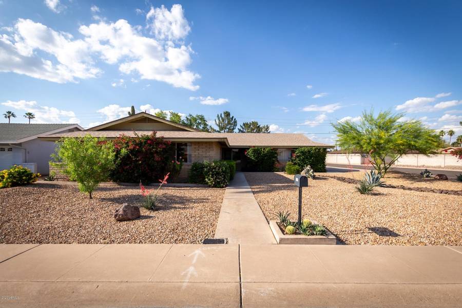 1152 E GENEVA Drive, Tempe, AZ 85282