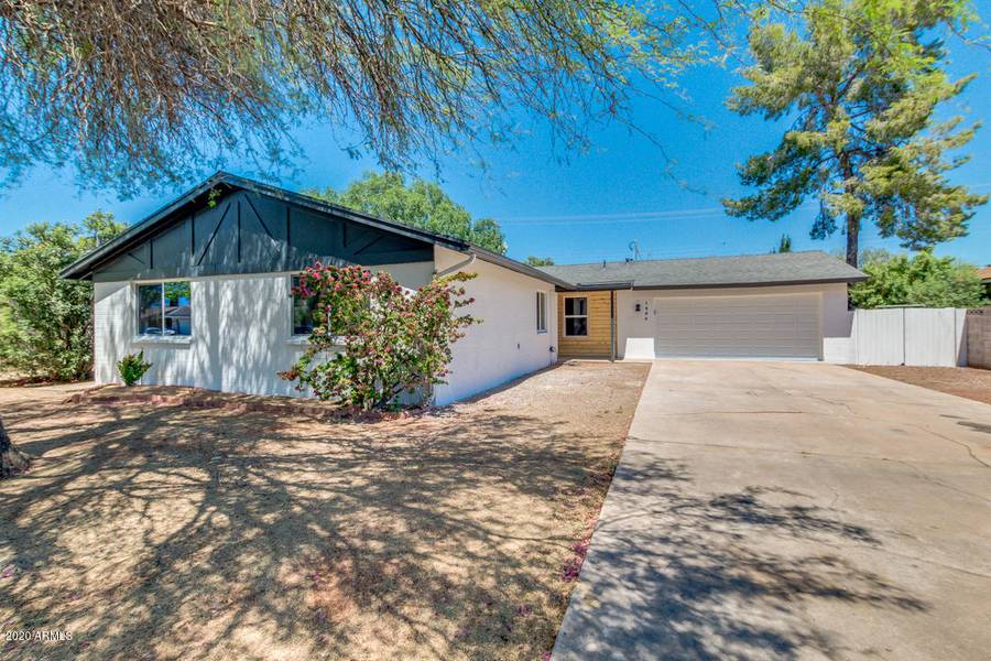 1234 E PEBBLE BEACH Drive, Tempe, AZ 85282