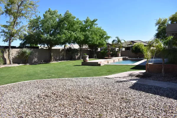 Chandler, AZ 85249,6545 S BELL Court