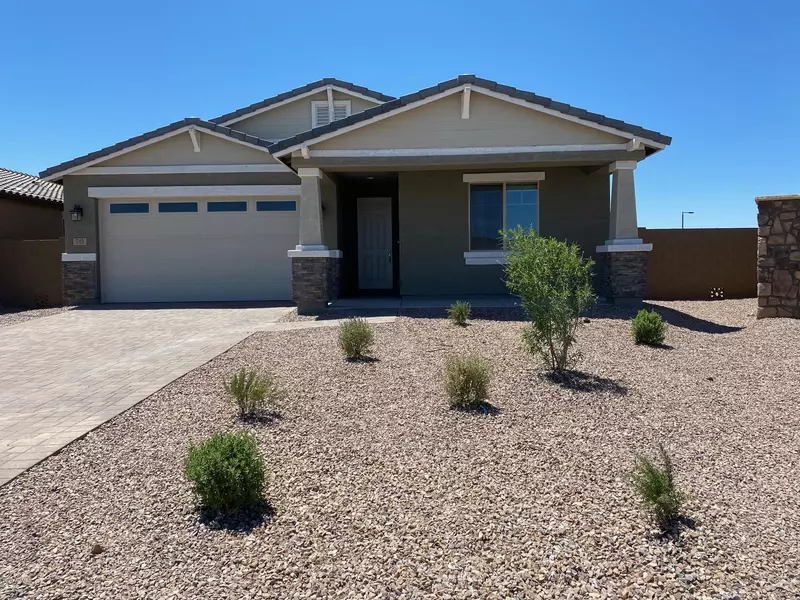 745 W White Sands Drive, San Tan Valley, AZ 85140