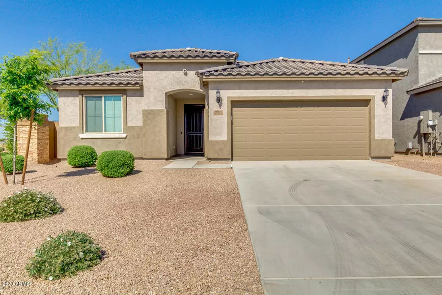 750 W DANISH RED Trail, San Tan Valley, AZ 85143