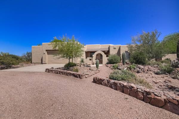 Apache Junction, AZ 85119,5060 E SCENIC Street