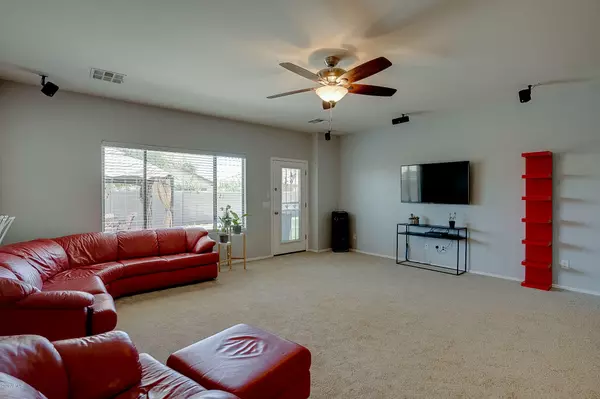 Tolleson, AZ 85353,10131 W WIER Avenue