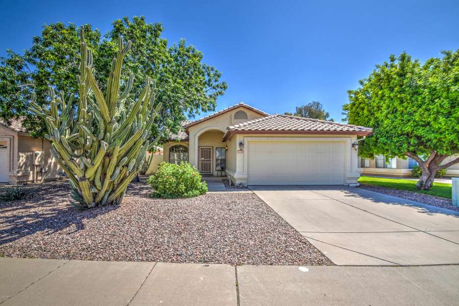 1661 E TREMAINE Avenue, Gilbert, AZ 85234