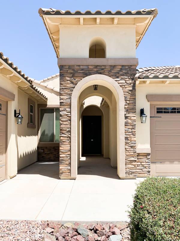 Queen Creek, AZ 85142,22282 E VIA DEL ORO --