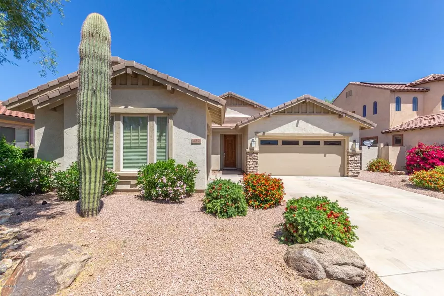 432 W LANTANA Place, Chandler, AZ 85248