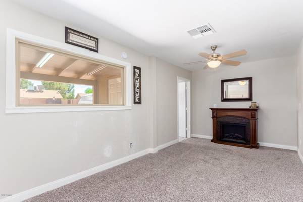 Chandler, AZ 85226,319 N VALENCIA Drive