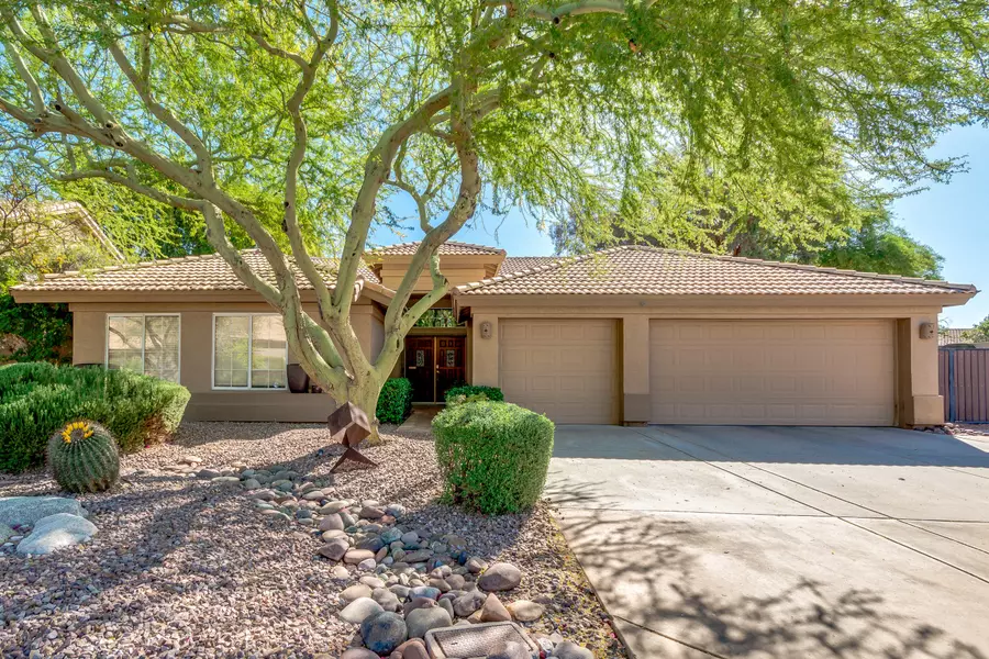 2528 E ROCKY SLOPE Drive, Phoenix, AZ 85048