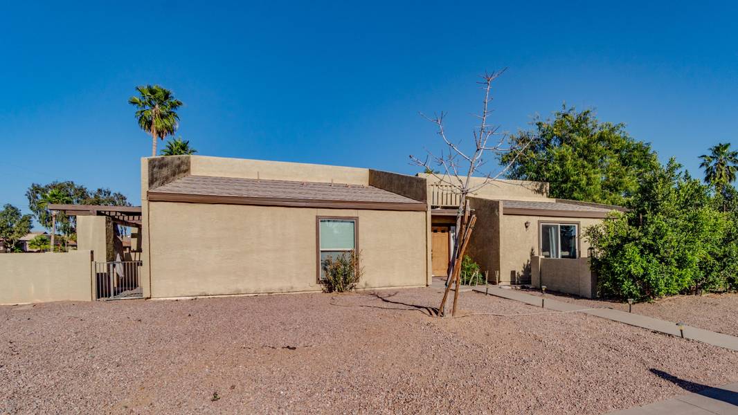 6401 E COLBY Street, Mesa, AZ 85205