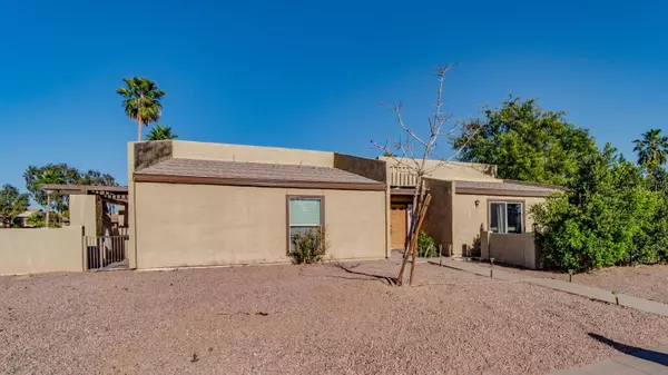 6401 E COLBY Street, Mesa, AZ 85205