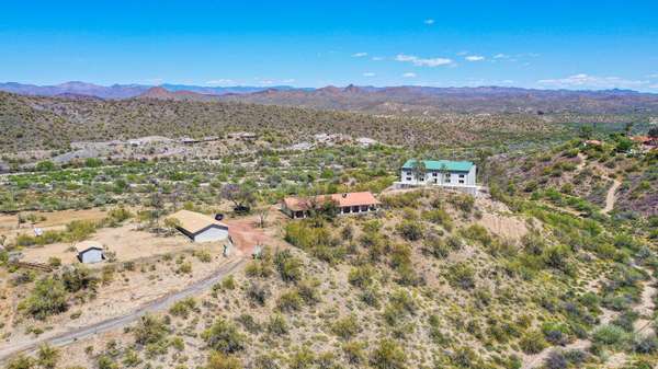 Wickenburg, AZ 85390,18460 W Moonlight Mesa Road