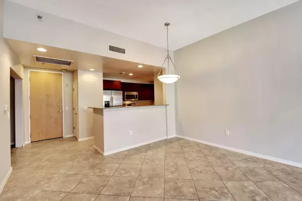 Phoenix, AZ 85003,16 W Encanto Boulevard #415