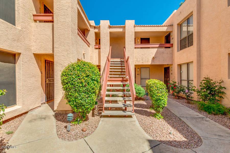 3131 W COCHISE Drive #226, Phoenix, AZ 85051