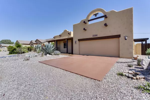 Gold Canyon, AZ 85118,10327 E FORTUNA Avenue