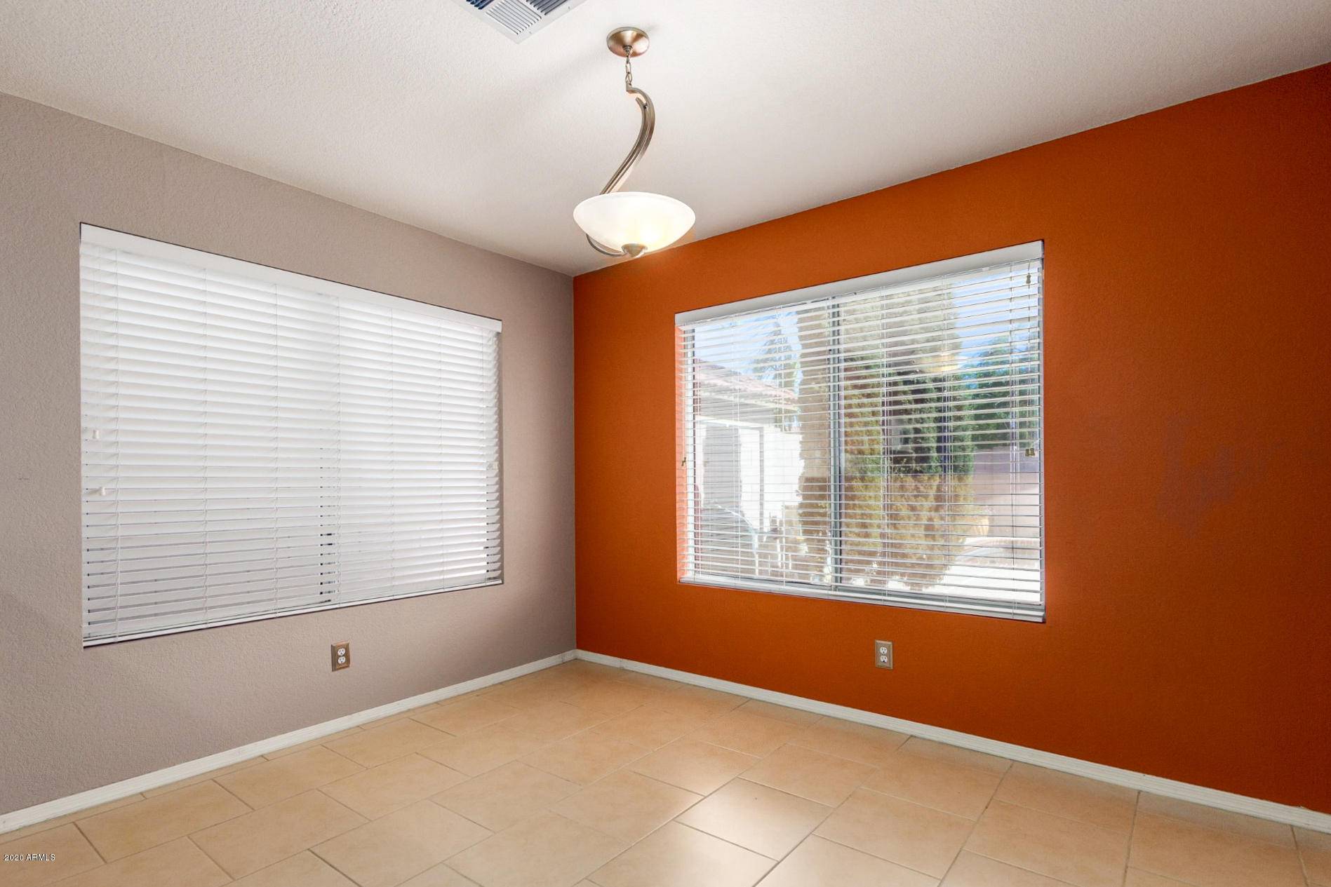 Phoenix, AZ 85023,1123 W WAGONER Road