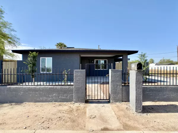 1819 E ENCINAS Lane, Phoenix, AZ 85040