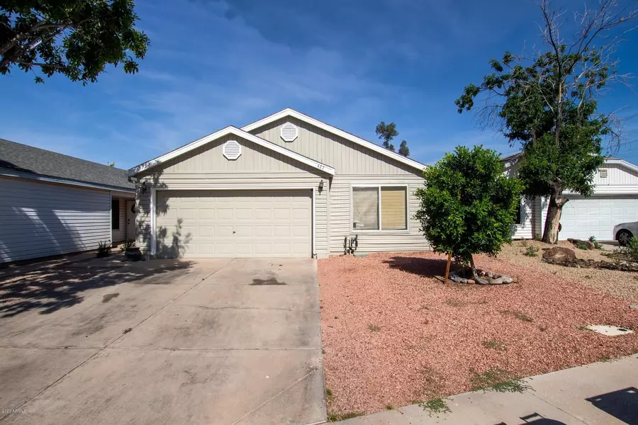 427 N SHAYLEE Lane, Gilbert, AZ 85234