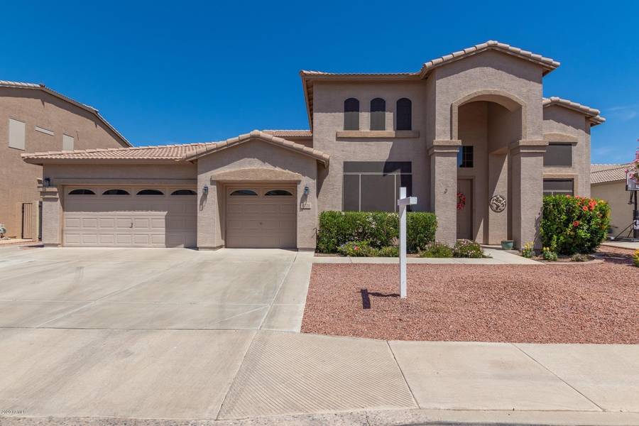 8224 W CROCUS Drive, Peoria, AZ 85381