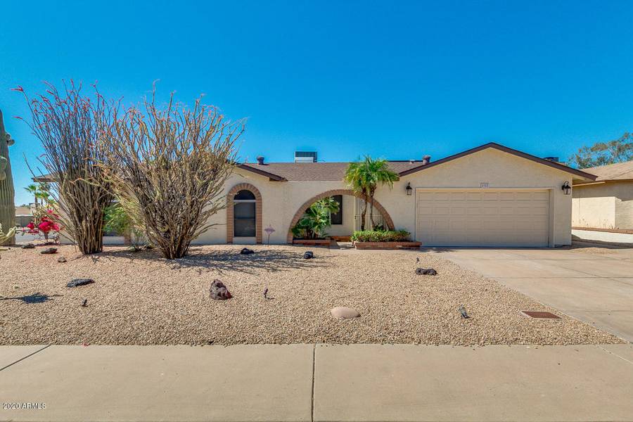 4763 E PEARCE Road, Phoenix, AZ 85044