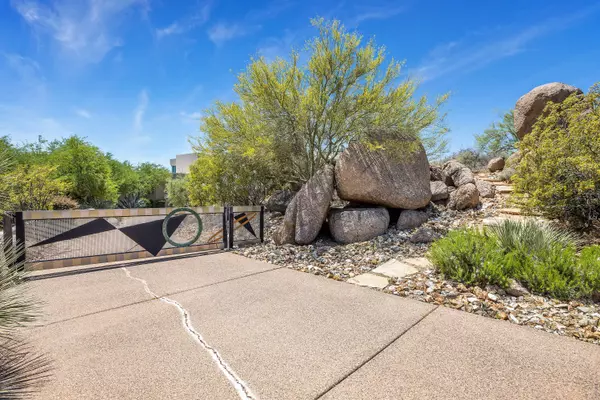 Scottsdale, AZ 85262,10443 E BALANCING ROCK Road