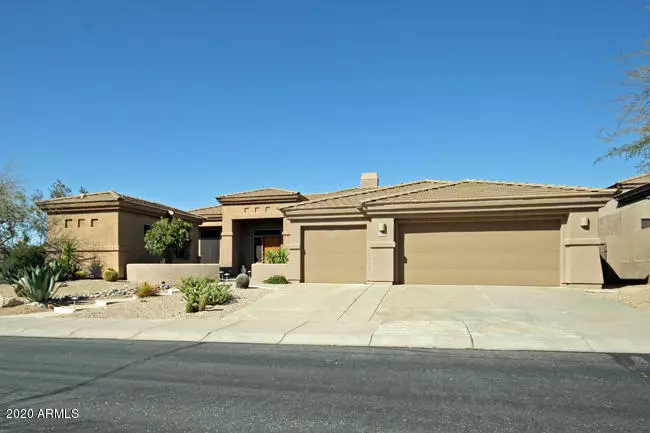 7970 E CRESTED SAGUARO Lane, Scottsdale, AZ 85266