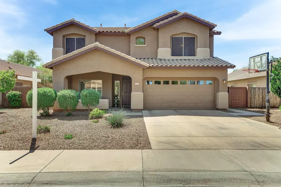 1073 E JADE Drive, Chandler, AZ 85286