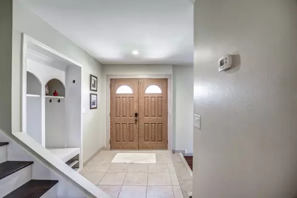 Scottsdale, AZ 85251,4937 N GRANITE REEF Road