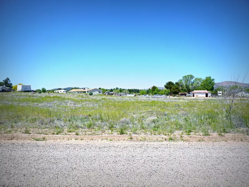 379 N Moon Shadow Road #-, Chino Valley, AZ 86323