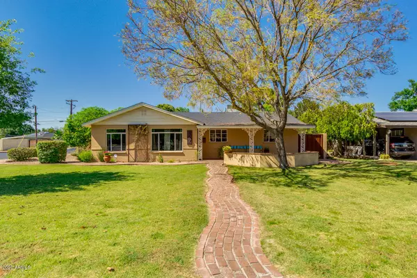 Phoenix, AZ 85014,1002 E LUKE Avenue