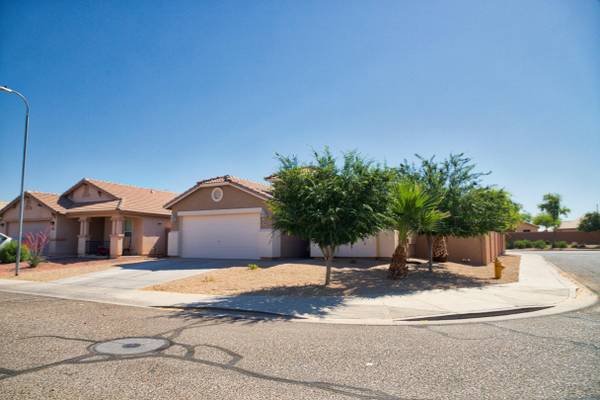 Tolleson, AZ 85353,3433 S 95TH Drive