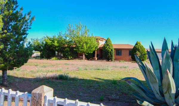 3325 W Lariat Lane, Douglas, AZ 85607