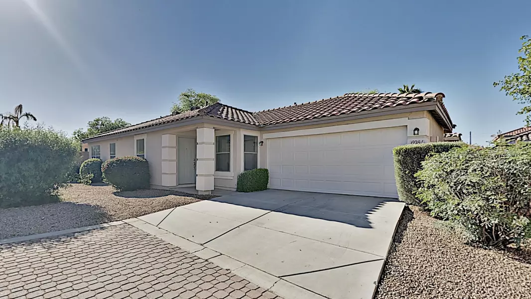 6084 S WILSON Drive, Chandler, AZ 85249