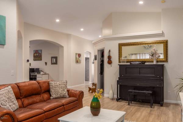 Glendale, AZ 85305,8308 W BERRIDGE Lane