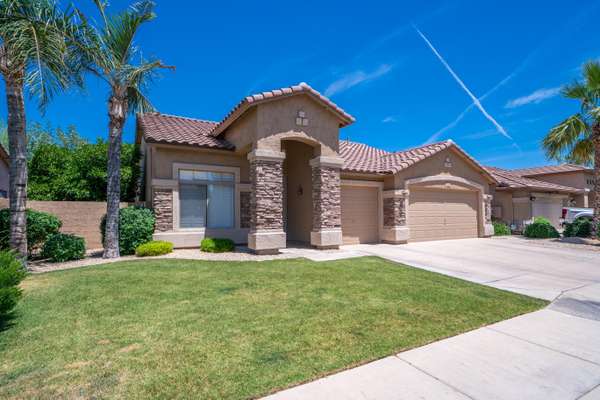 Chandler, AZ 85248,2216 W PERIWINKLE Way