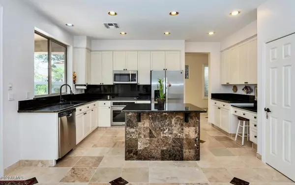 Tempe, AZ 85284,492 E LOUIS Way