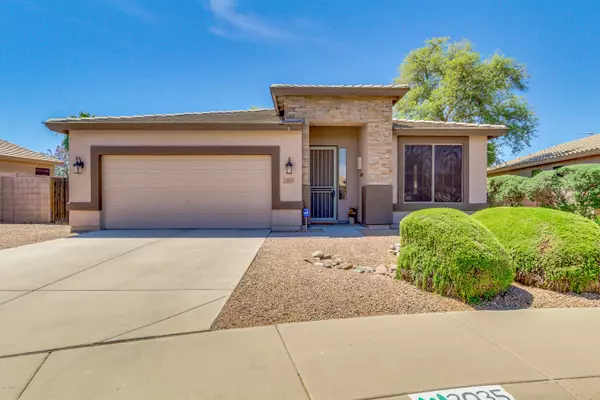 2035 E CHERRY HILLS Place, Chandler, AZ 85249