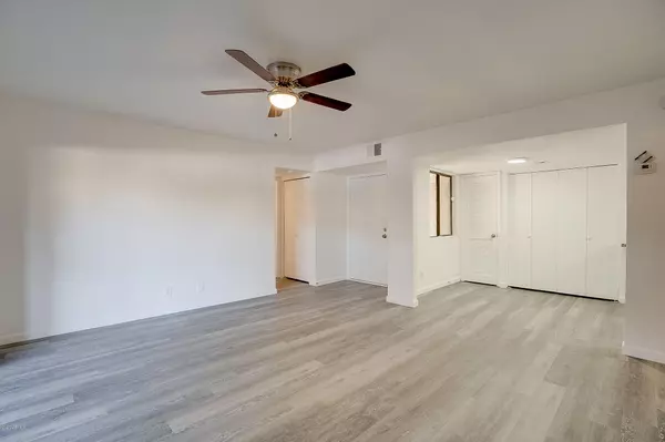 Mesa, AZ 85202,1730 W Emelita Avenue #1008