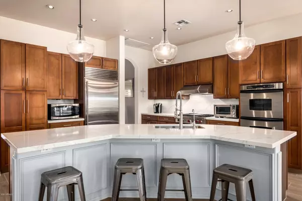 Scottsdale, AZ 85254,12006 N OAKHURST Way