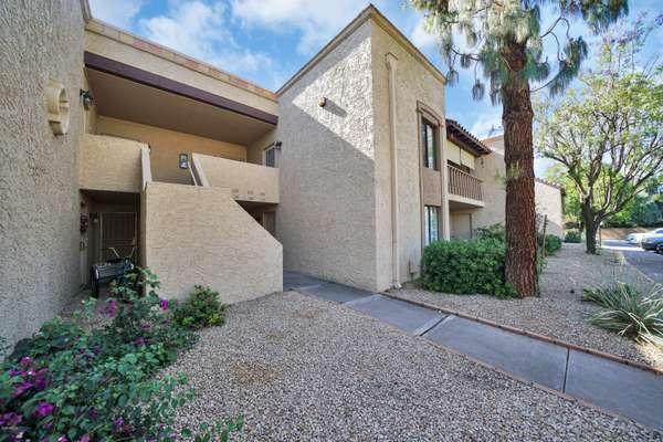 Scottsdale, AZ 85258,8649 E ROYAL PALM Road #239