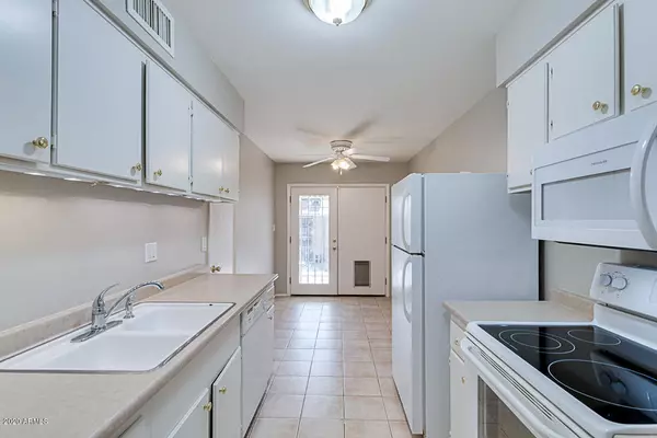 Tempe, AZ 85283,6617 S PALM Drive