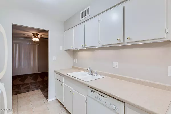 Tempe, AZ 85283,6617 S PALM Drive