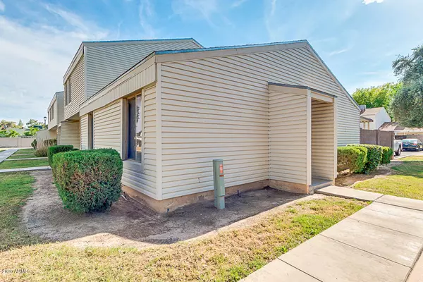 6617 S PALM Drive, Tempe, AZ 85283