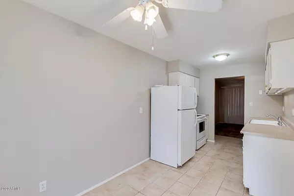 Tempe, AZ 85283,6617 S PALM Drive