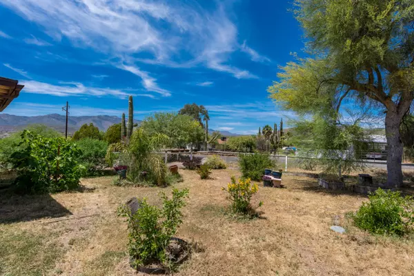 Black Canyon City, AZ 85324,20461 E FELDSPAR Lane